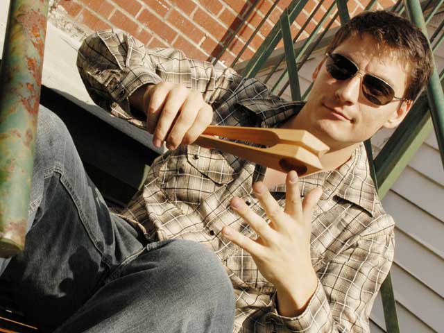 Wooden spoon music